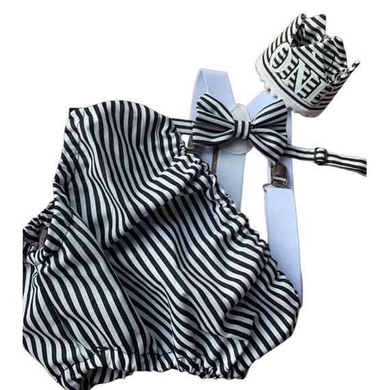 1st Birthday boy cake smash Outfit Bow tie bloomers Suspenders halloween cake smash, boy outfit,bloomers,diaper cover, stripes cake smash