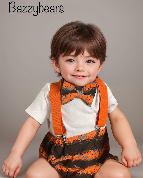1st Birthday boy cake smash Outfit Bow tie bloomers Suspenders halloween cake smash, boy outfit,bloomers,diaper cover, bat cake smash