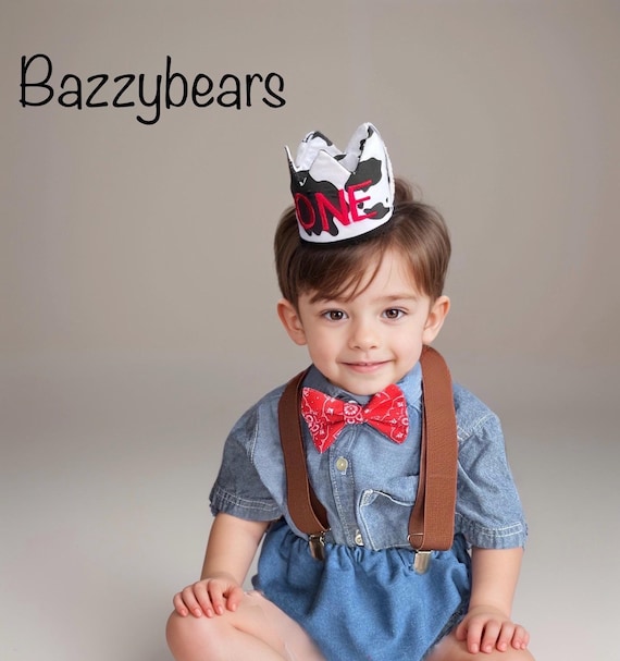 My First Rodeo, Wild One, First Birthday Outfit, Cowboy Party crown embroidered, Cake Smash Photoshoot, Western Country 1st Baby Boy Bloomer