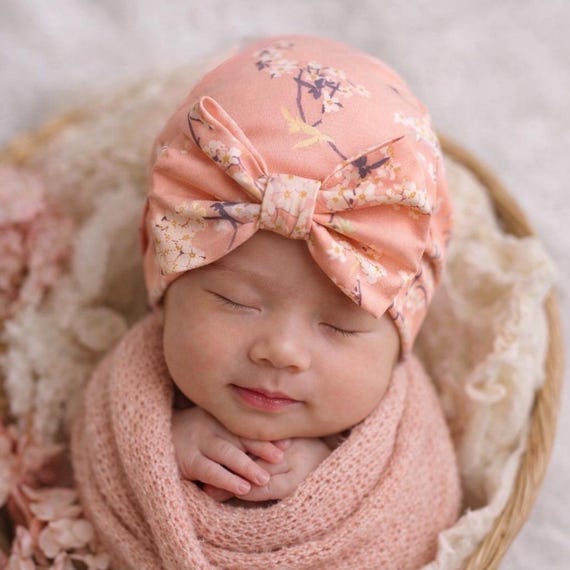 Newborn hats / hospital baby hats / baby girl hats / baby hats/ baby shower gift / baby hospital bow hat