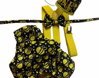 cake smash outfit boy, bumble bee birthday, first birthday boy, baby tie, diaper cover tie set, 1st birthday boy outfit, baby necktie, bee