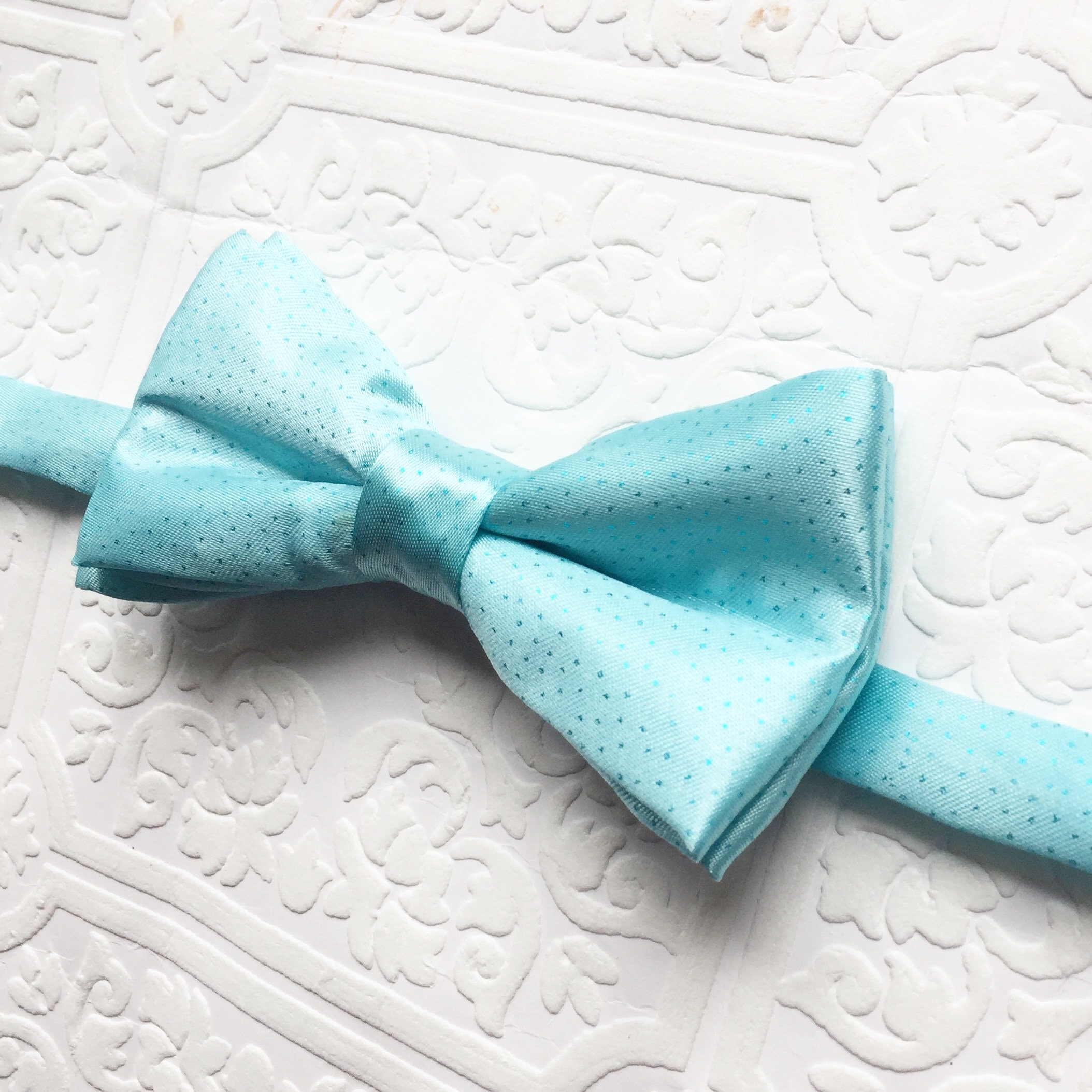 Baby bow tie, blue baby bow tie, turquoise baby bow tie, turquoise bow