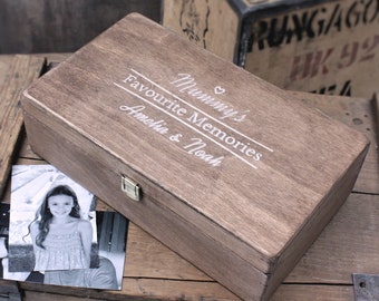 Mummy's Favourite Memories Keepsake Box - Personalised Carved Wooden Memory Box - Mother's Day gift from her children - Special Mum's Gift