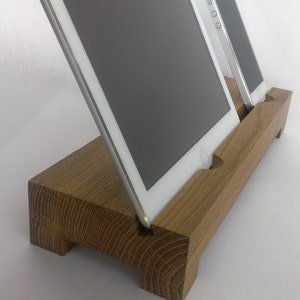 Dual iPhone iPad Wood Desk Stand Holder, Smartphone Tablet  Wooden Stand, iPhone iPad Oak Wood Dock Station,  iPhone iPad Accessories