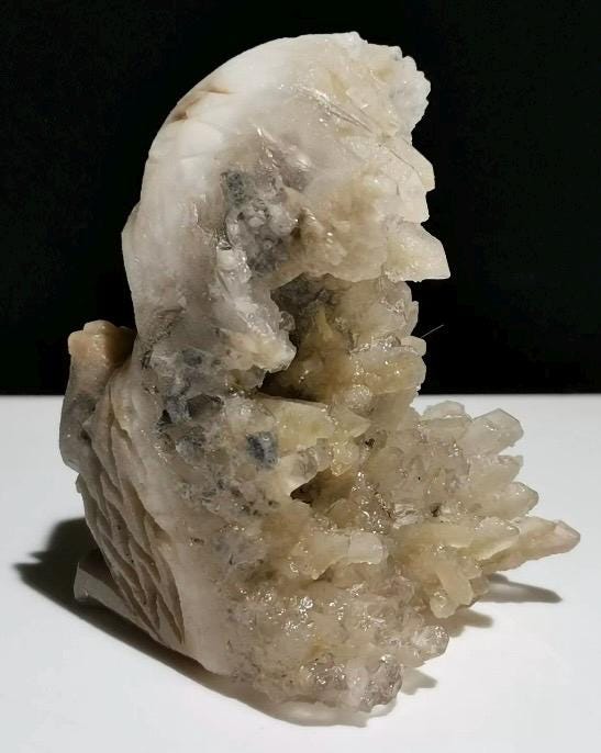 140g 彫刻されたハリネズミの水晶クラスター - Etsy 日本