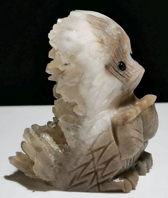 ハリネズミ　天然クリスタル生石　クラスター　彫物 140g 彫刻されたハリネズミの水晶クラスター - Etsy 日本