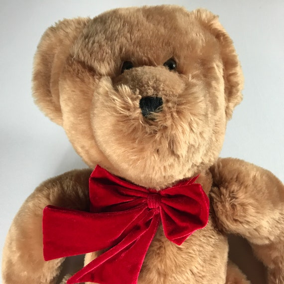 chrisha playful plush bear