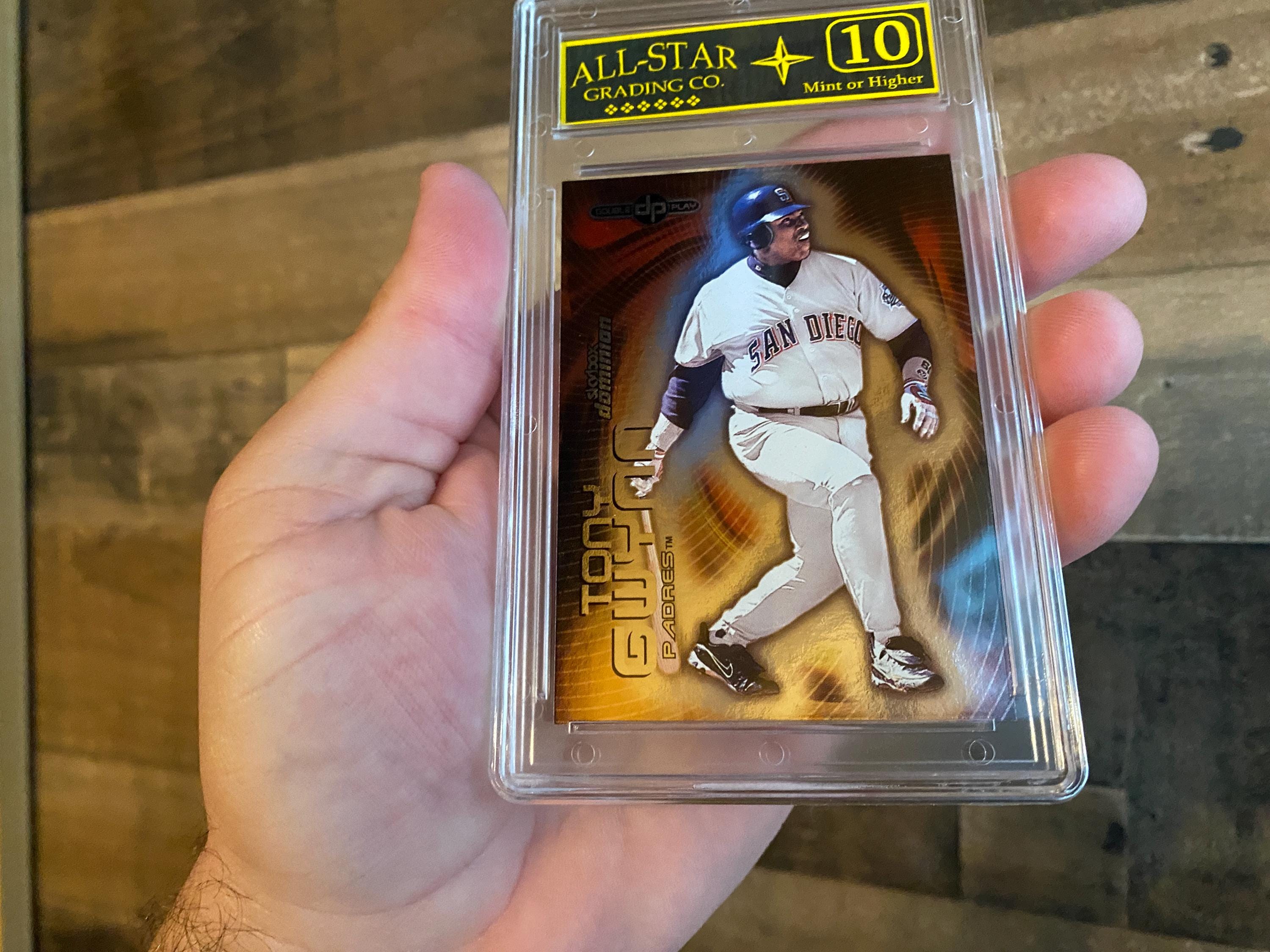 Tony Gwynn Shawn Green Card Vintage 2000 Graded 10 Mint Fleer