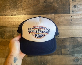 Gorra de béisbol Lite Beer World Series Of Tavern Pool con cierre trasero y parte delantera de espuma, gorra de camionero para adultos, para hombre, Yupoong Vtg