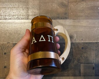 Jarra de cerveza pequeña de vidrio Alpha Delta Pi, para fraternidad, universidad, estudiantes, exalumnos, graduados, fraternidad, vintage