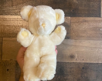 GUND pluche rammelaar beer 1979 knuffeldier 9" teddy wit geel slaperig bedtijd baby vtg