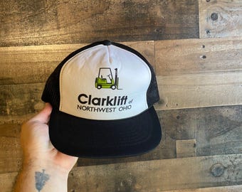 Clarklift Of Northwest Ohio Cappello Snapback con Parte Anteriore in Schiuma Sottile in Corda Cappellino da Camionista Uomo Carrello Elevatore Adulto Youngan Vtg