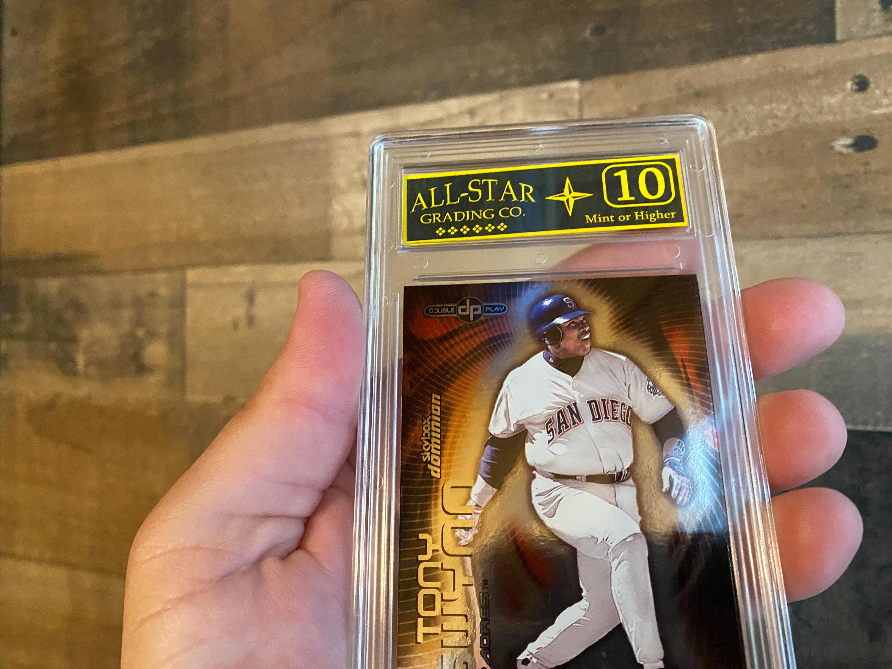 Tony Gwynn Shawn Green Card Vintage 2000 Graded 10 Mint Fleer