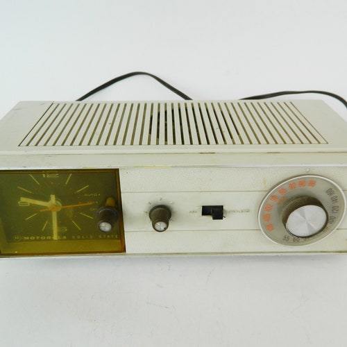 Motorola Radio Alarm,Vintage Working Radio Alarm,Vintage AM Tube Radio Alarm Clock ,Motorola Model TC2FH Rare 1950's Clock,Ready shops To Ship