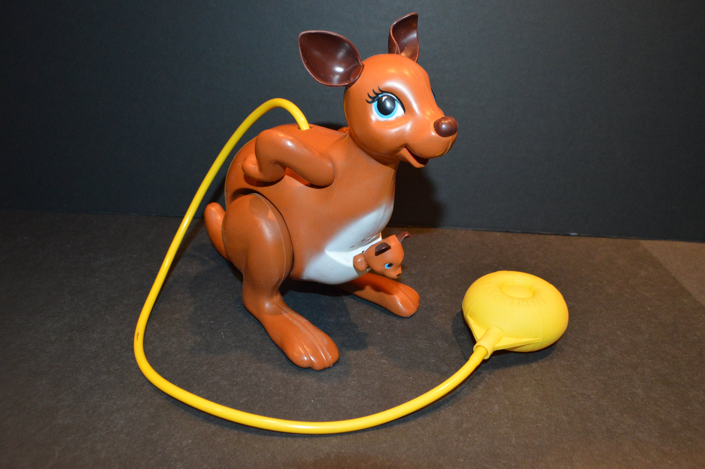 Vintage Fisher Price 158 Katie Kangaroo Bouncing Jumping Pull