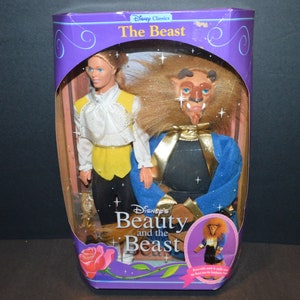 DISNEY STORE Beauty and the Beast - Belle Classic Doll Dinner Party Play  Set NIB