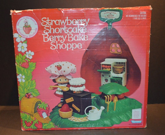 1980 Kenner Strawberry Shortcake Berry Bake Shoppe Etsy