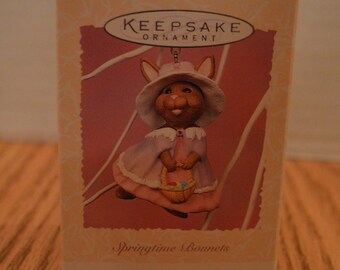 1997 Springtime Bonnets Hallmark Easter Ornament