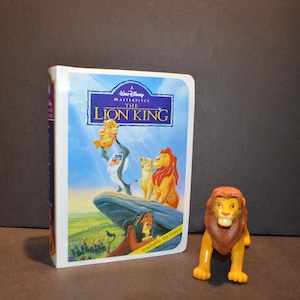Disney&#39;s Masterpiece Collection Happy Meal Toy-The Lion King-Simba