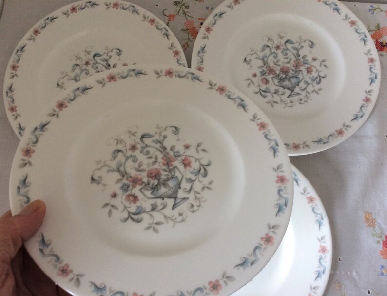 Vintage Ridgway Pavan plates bone china dinner and dessert plates
