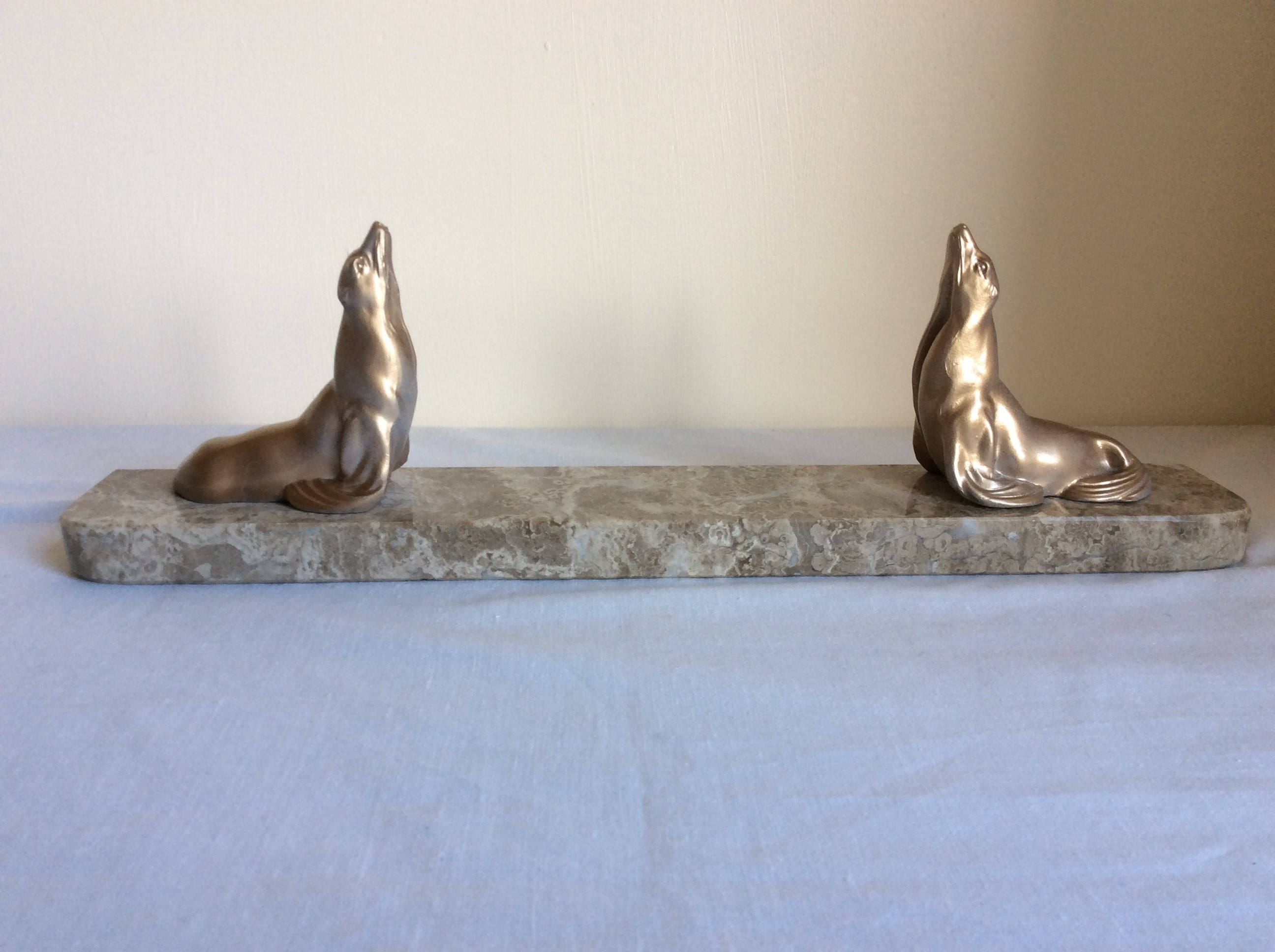 Porte-Photo Art Déco, Un Porte-Français Vintage avec Figurines de Phoque