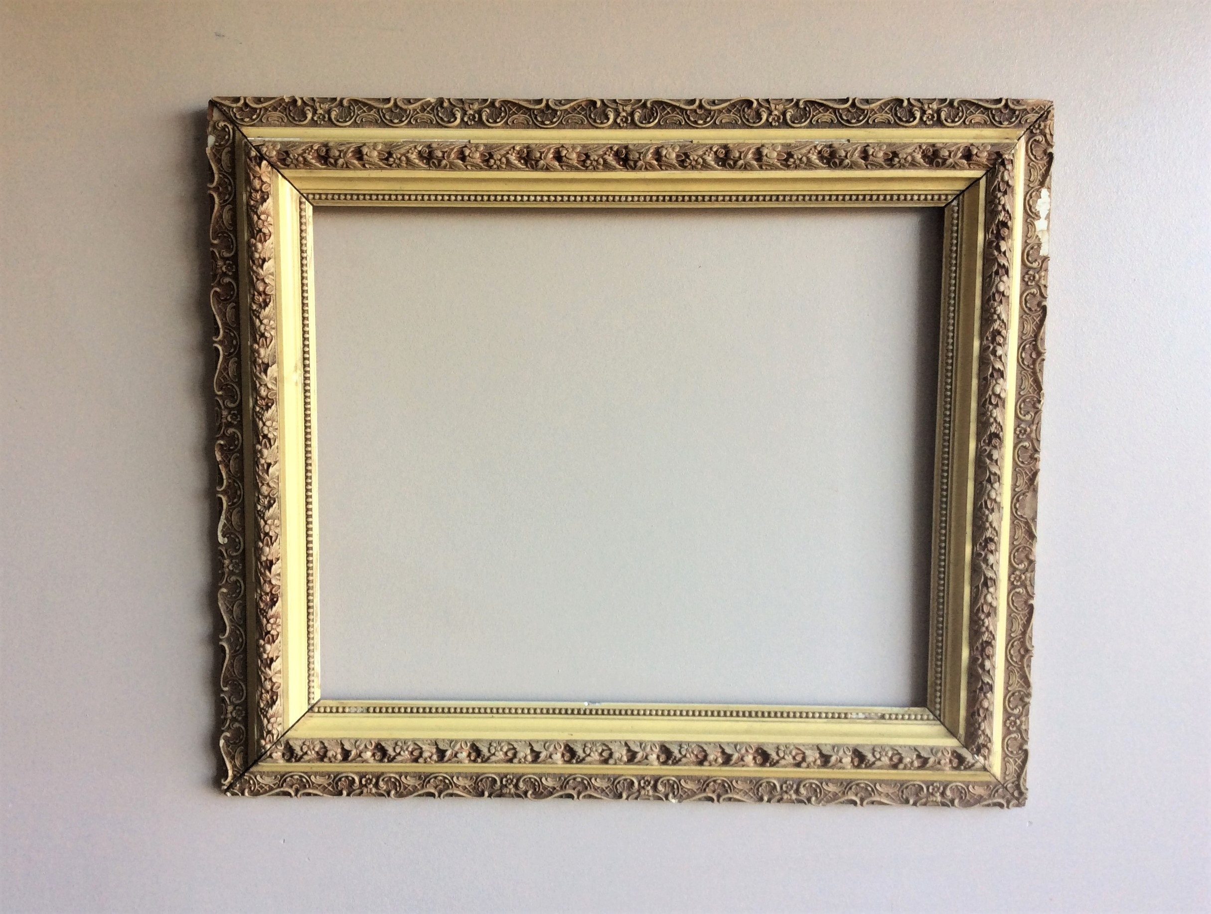 Grand Cadre Antique d'image, Un Orné Français'image