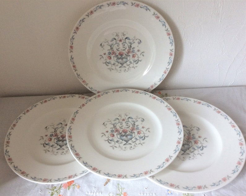 Vintage Ridgway Pavan plates bone china dinner and dessert plates