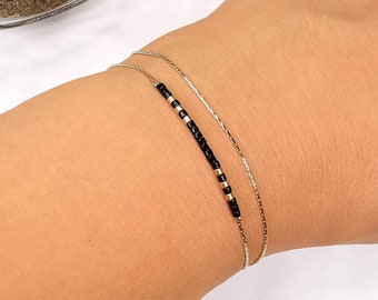 Bracelet double ultra fin minimaliste plaque or gold filled 14k et perles Miyuki noires