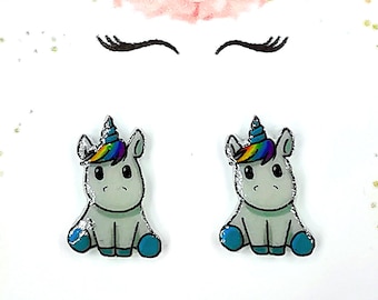 Minimalist stainless steel unicorn earrings / Little girl earrings / Allergy-free / Kids' earrings