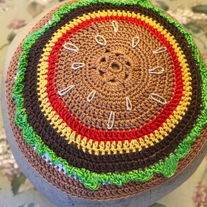 Hamburger keppelsushi keppeltje of een ander gerecht of thema. Altijd CUSTOM, speciaal voor jou gehaakt.