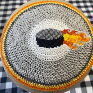 Kippah da hockey Nashville Predators Oilers o della TUA squadra, realizzata a mano con punto croce e all&#39;uncinetto, interamente in cotone.
