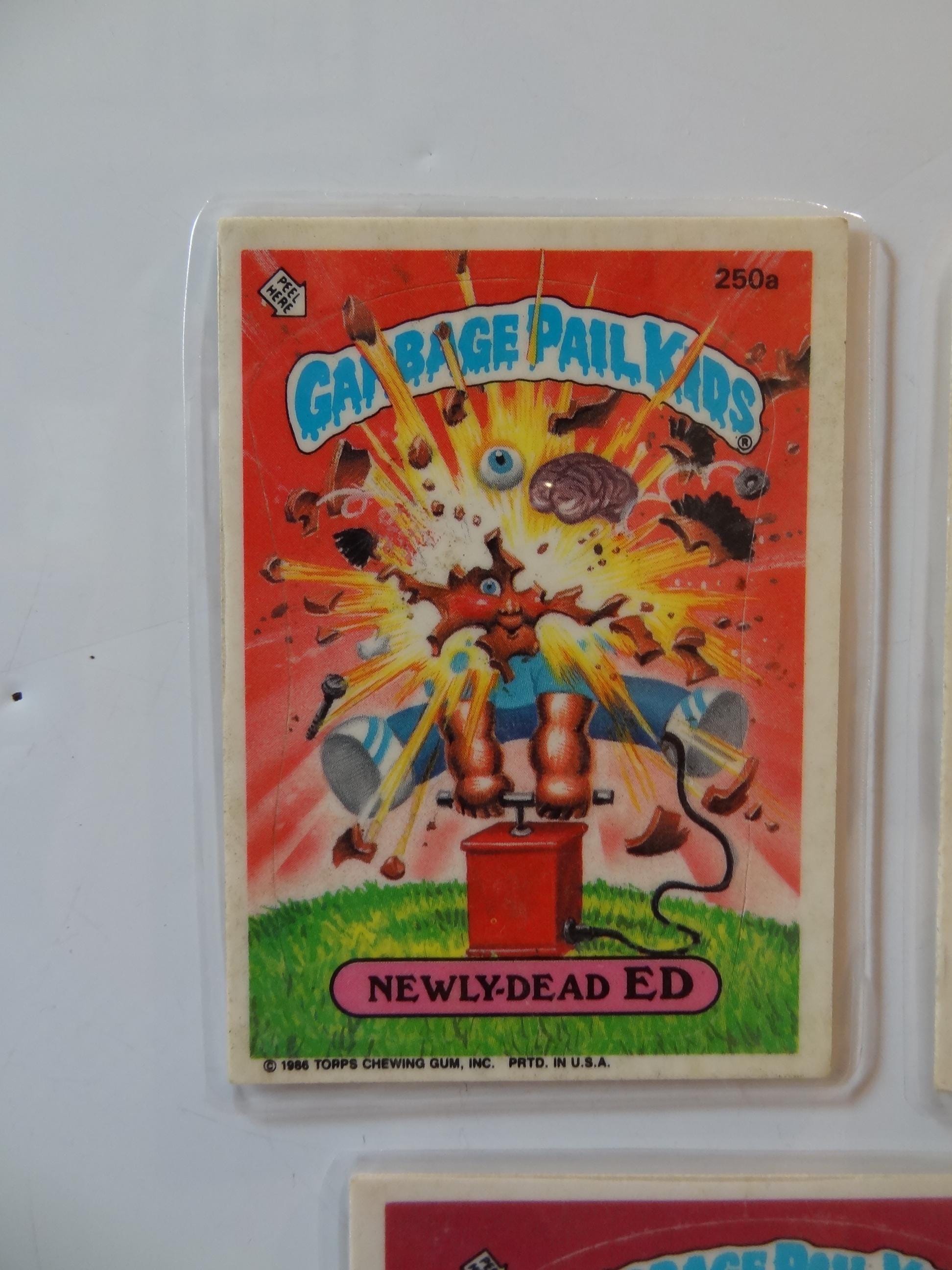 Garbage Pail Kids Magnets (set of 5) Newly-Dead Ed, Handy Andy, Dale Snail, Incomplete Pete - Thumbnail 3