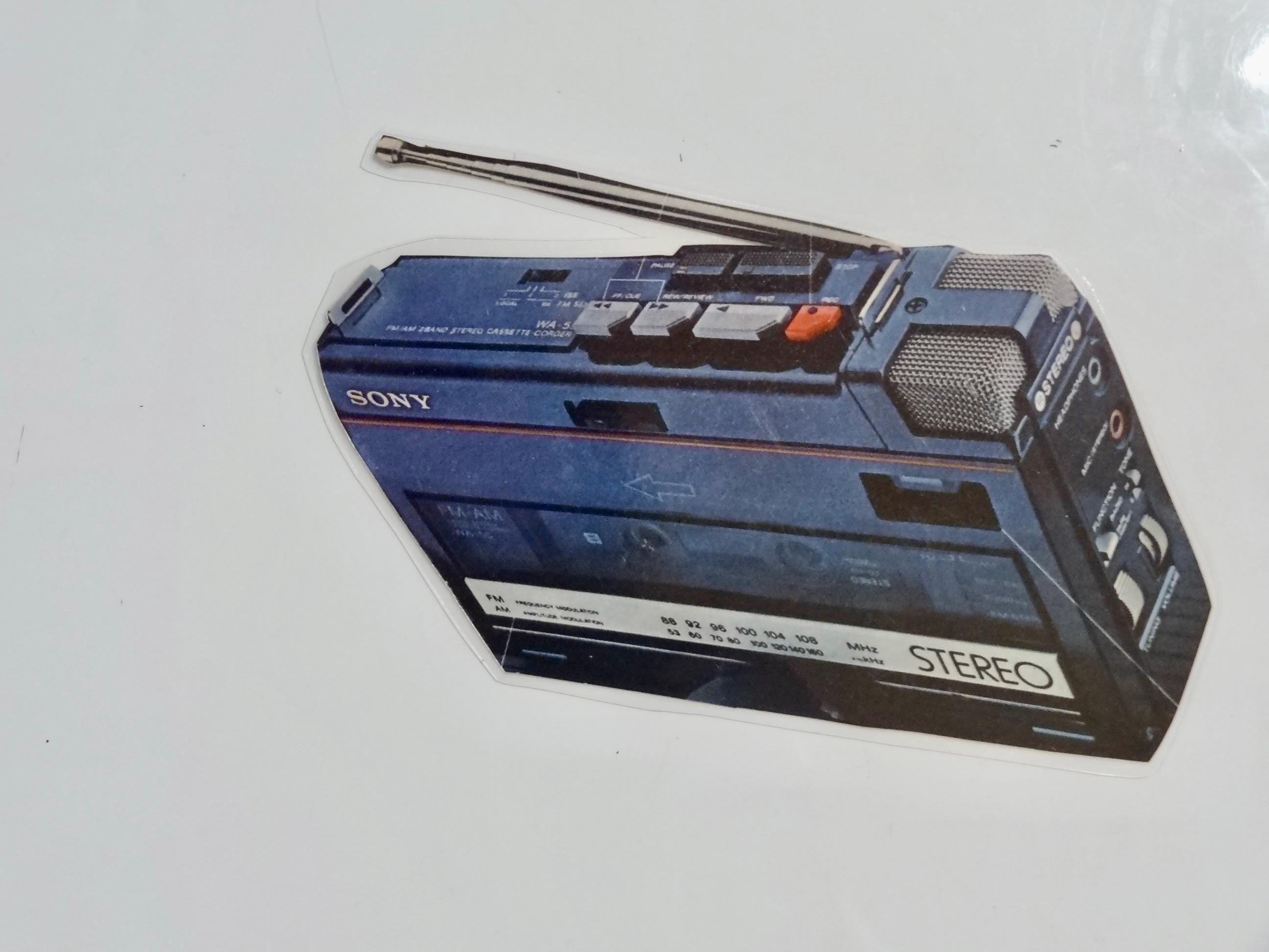 Refrigerator Magnet - Vintage Sony Walkman - Thumbnail 2