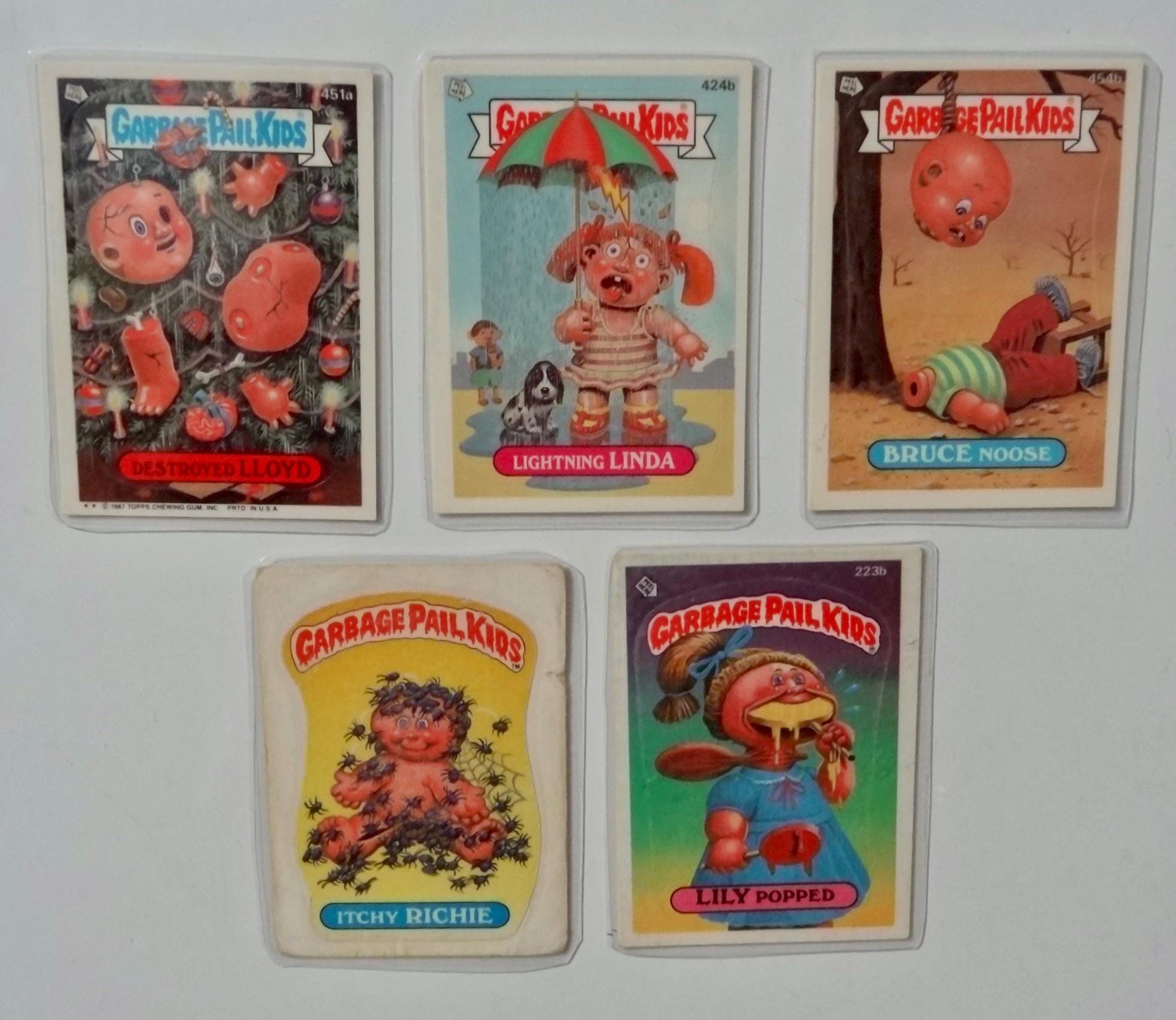 Garbage Pail Kids Magnets (set of 5) Destroyed Lloyd, Lightning Linda, Bruce Noose, Lilly Popped, Itchy Ritchie - Thumbnail 2