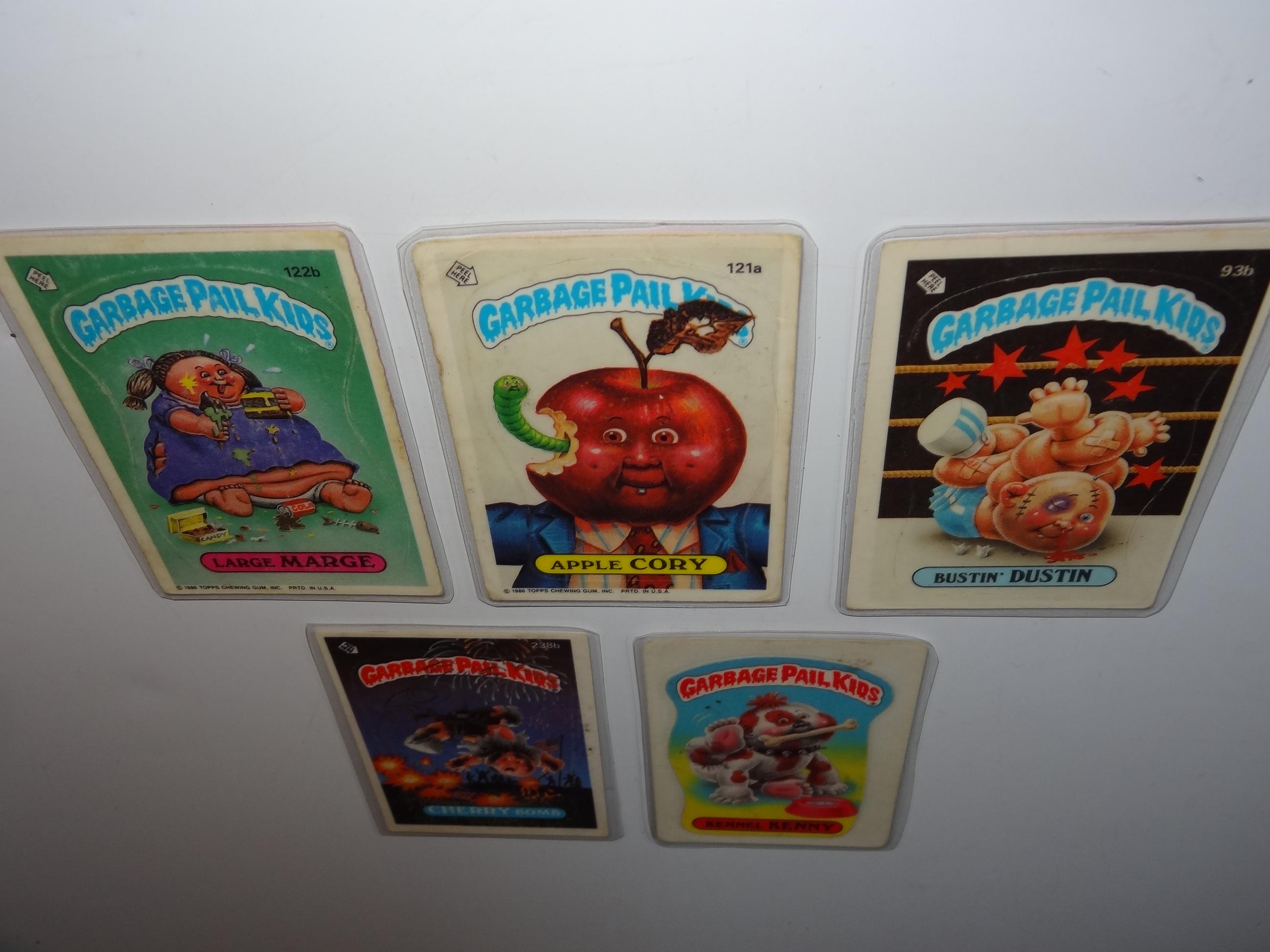 Garbage Pail Kids Magnets (set of 5) Cherry Bomb, Apple Cory, Large Marge, Bustin Dustin - Thumbnail 7