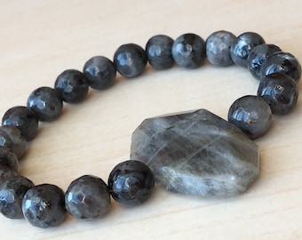 Mothers Gift, Piece of Labradorite, Faceted Nugget Beads, Big Nugget Bracelet, Large Stone Serenity, Best Friend Bracelet, Mom Gift Gray 8mm