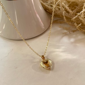 18k Gold Heart, Locket Charms, Picture Locket Pendant, Valentine Gift, Delicat Heart Chain, Dainty Heart Shape, Love Locket Necklace, Gold image 5