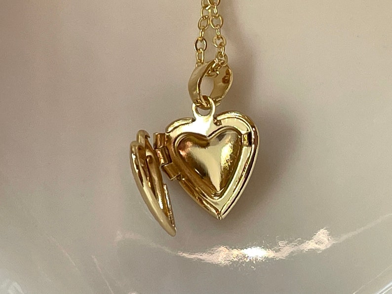 18k Gold Heart, Locket Charms, Picture Locket Pendant, Valentine Gift, Delicat Heart Chain, Dainty Heart Shape, Love Locket Necklace, Gold image 4