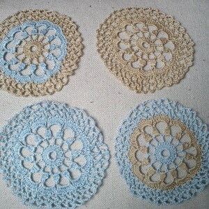 10 colorful crochet doilies image 2