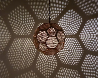 Lampada ombra in legno: geometria della griglia icosaedrica troncata