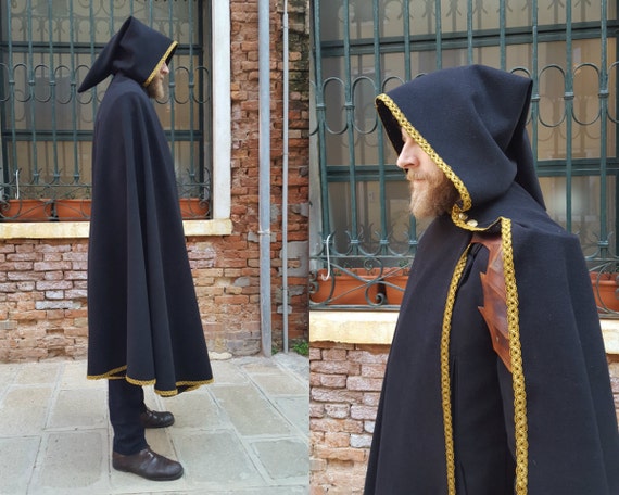 Black hooded cloak Medieval knight cloak elven cloak | Etsy
