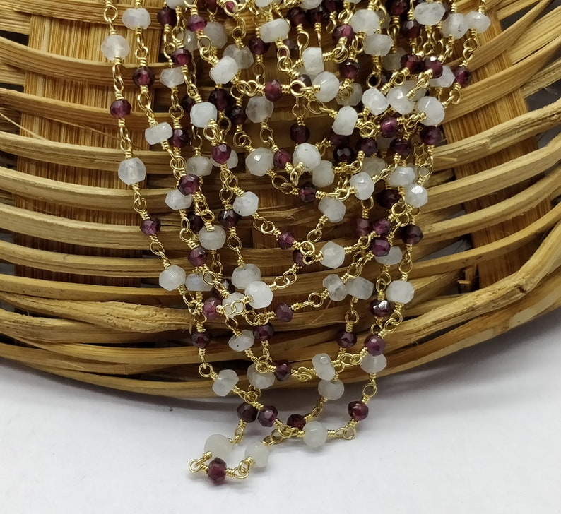 Rondelle Faceted with Good looking 100/% Top Quality Natural 10 Feet Chain Gold Plated Red Garnet /& Rainbow Moonstone 3-4 mm RB245