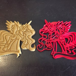 My Little Pony Princess Celestia Cookie Cutter. Great for your kid&#39;s My Little Pony themed birthday Party! MLP