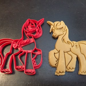 My Little Pony Shining Armor Cookie Cutter. Great for your kid&#39;s My Little Pony themed birthday Party! MLP, Big Mac