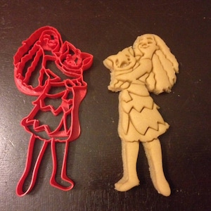 Moana emporte-pièce avec son cochon. Idéal pour n’importe quelle fête d’anniversaire. Célébrer leur anniversaire avec des biscuits Moana ! Maui Hawaii Cookies