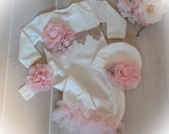 Newborn Girl Coming Home Outfit, Newborn Girl Gown, Ivory and Pink Coming Home Outfit, Baby Girl Take Home Outfit, Newborn Girl Layette