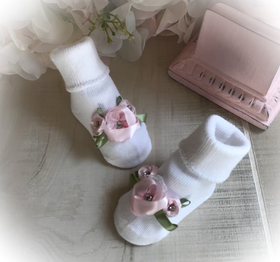 Newborn on sale bootie socks