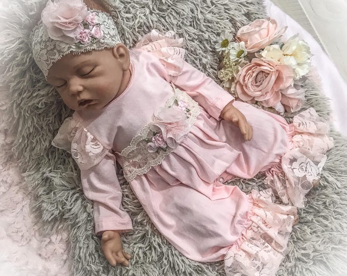 Baby Girl Coming Home Outfit, Newborn Pink Lace Baby Romper, Baby Shower Gift, Victorian Baby Photo Outfit