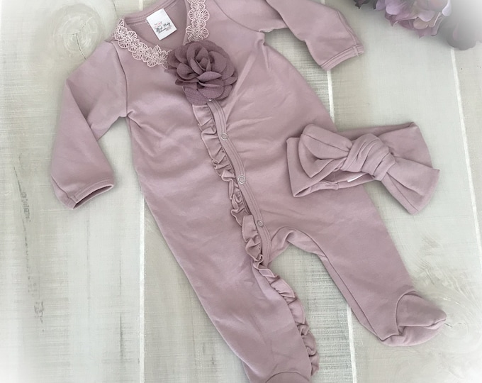Newborn Girl Footed Romper, Baby Girl Ruffle Side Snap Footed Romper with Mittens