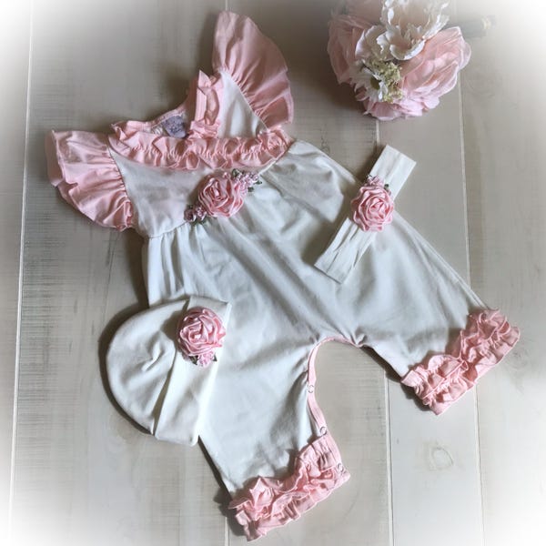 Combi-short à volants pour bébé fille : fleurs roses, tenue pour nouveau-né en coton doux